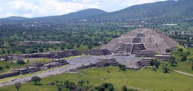 Secret tunnel found under Teotihuacan pyramid