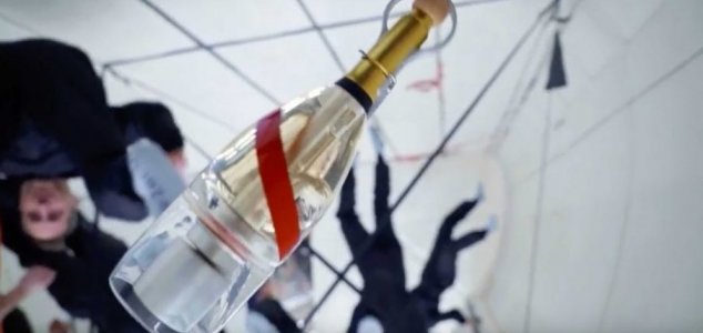 ‘Space champagne’ tested out in zero gravity
