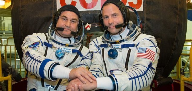 Soyuz astronauts make emergency landing